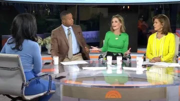 Veronica Beard Renzo Pants in Bluebell worn by Laura Jarrett as seen in Today on  October 20, 2023