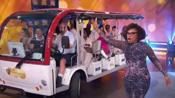 Vestido de Steve Madden Vivienne usado por Jennifer Hudson como se ve en The Jennifer Hudson Show el 22 de octubre de 2023