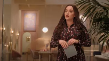 Kate Spade So Foxy Fox­es Dress worn by Jules Wiley (Kat Dennings) as seen in Dollface (S02E03)