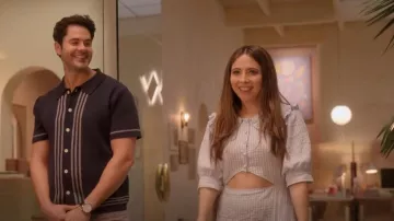 Nasty Gal Check Cut Out Puff Sleeve Mi­ni Dress worn by Jules Wiley (Kat Dennings) as seen in Dollface (S02E03)