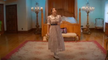 Jeffrey Campbell Trevor Boots worn by Izzy Levine (Esther Povitsky) as seen in Dollface (S02E09)