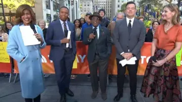 Zara Wool Blend Oversized Coat worn by Hoda Kotb as seen in Today on  October 26, 2023