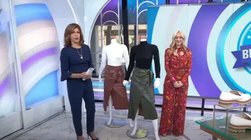 Mono floral de Alexis Imogene usado por Chassie Post como se ve en Today el 26 de octubre de 2023