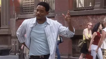 Long sleeve button front shirt, short sleeve t-shirt and jeans outfit worn by Hitch (Will Smith) in Hitch movie