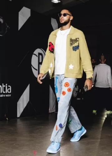 Nike Dunk Low Topography Blue worn by Ben Simmons on the Instagram account @bensimmons