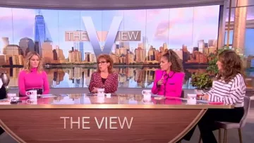 Cárdigan con estampado de leopardo de cachemira Mirka de Zadig y Voltaire usado por Joy Behar como se ve en The View el 26 de octubre de 2023