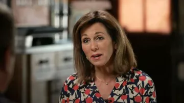 Nic + Zoe Fresh Squeeze Top porté par Janet Shamlian comme on le voit dans CBS Mornings le 25 octobre 2023