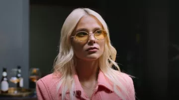 Gafas de sol Swarovski Millenia usadas por Isadora Artiñán (Valentina Zenere) como se ve en Elite (S07E05)