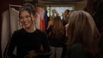 Robe Simkhai Joisian portée par Luna (Lisa Yamada) comme on le voit dans The Bold and the Beautiful le 25 octobre 2023