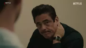 El reloj que lleva Tom Nichols (Benicio del Toro) en la película Reptile