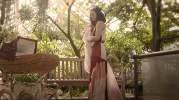 Robe longue en soie Pacentro de Silvia Tcherassi portée par Elena Federova (Morena Baccarin) dans The Endgame (S01E07)