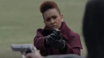 Blue Blazer Jacket worn by Val Turner (Ryan Michelle Bathe) as seen in The  Endgame TV show outfits (Season 1 Episode 4)