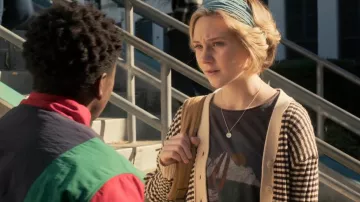 Camiseta de gran tamaño de algodón Madewell Let's Sail Away Softfade usada por Ella McCaffrey (Lily Brooks O'Briant) como se ve en Life by Ella (T01E10)