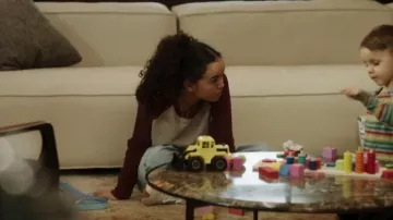 H&M Base­ball Shirt worn by Amira Hamed (Sirena Gulamgaus) as seen in Transplant (S04E04)