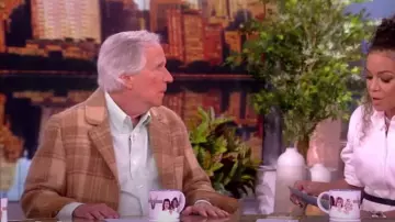 Ralph Lauren Veste en laine à carreaux sur mesure portée par Henry Winkler dans The View le 30 octobre 2023