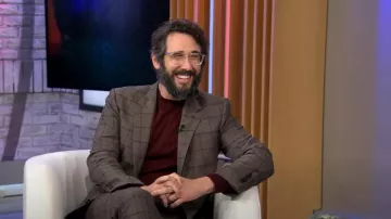 Blazer à deux boutons à carreaux en laine Paul Smith porté par Josh Groban tel qu’on le voit dans CBS Mornings le 30 octobre 2023