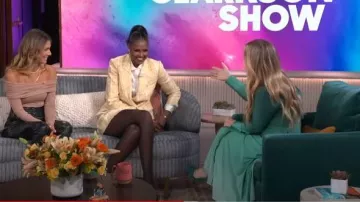 Oscar de la Renta Vestido de punto ombre con botones en la parte delantera usado por Kelly Clarkson como se ve en The Kelly Clarkson Show el 2 de noviembre de 2023