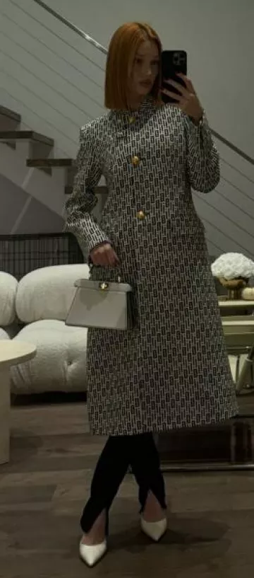 Fendi Peekaboo Iseeu Petite portée par Meredith Duxbury sur sa Story Instagram le 25 octobre 2023
