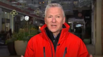 Veste Obermeyer Raze portée par Tom Costello comme on le voit dans Today le 3 novembre 2023