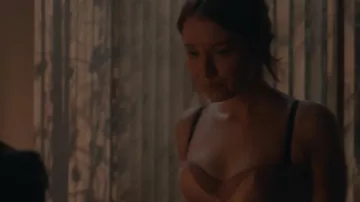 Fleur du Mal Top Stitch Convertible Bra worn by Natessa (Emily Browning) as seen in American Horror Stories (S03E04)