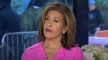 Jennifer Miller Organic Overlap Earrings worn by Hoda Kotb as seen in Today on November 6, 2023