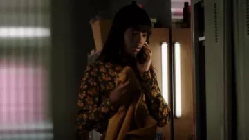 Contemporaine Lush Gar­den Flu­id Shirt worn by June Curtis (Ayisha Issa) as seen in Transplant (S04E05)