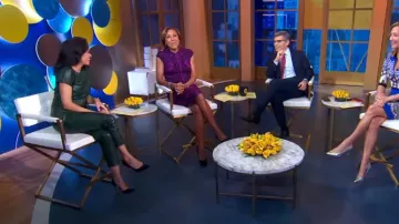 Ann Taylor The Lana Slim Pant In Faux Leather In Boxwood Green worn by Linsey Davis as seen in Good Morning America on  November 6, 2023