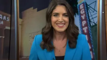 Generation Love Leighton Boyfriend Blazer worn by Liz Kreutz as seen in Today on November 7, 2023