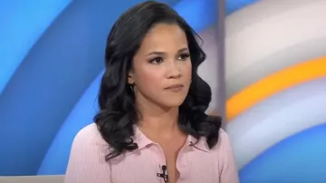 Reiss Sienna Polo Shirt In Blush worn by Laura Jarrett as seen in Today on November 9, 2023