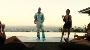 Baskets Nike Air Force 1 Low White portées par Millyz dans Clear Time feat. OhGeesy (Official Video)