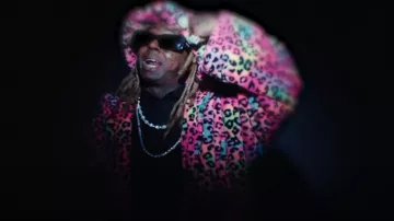 Balenciaga Black Over­size Rec­tan­gle Sun­glass­es worn by Lil Wayne in Long Story Short with 2 Chainz (Official Video)
