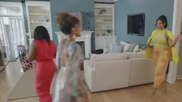 Nine West Womens Tenor Ankle Wrap Sandales à talons portées par Mia Thornton comme on le voit dans The Real Housewives of Potomac (S08E02)