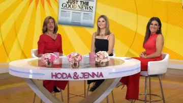 Veronica Beard Wynter Lug Sole Mule worn by Jenna Bush Hager as seen in Today with Hoda & Jenna on November 13, 2023