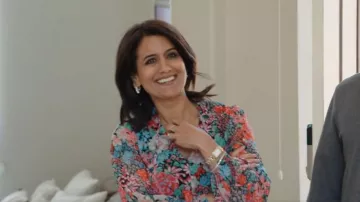 River Island Long Sleeve Floral Ruffled Mini Tea Dress worn by Annie as seen in No Demo Reno (S03E09)