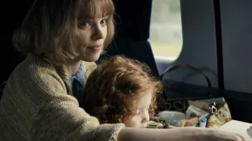 El bolso de Marie (Rachel Mcadams) Orla Kiely en la película Érase una vez
