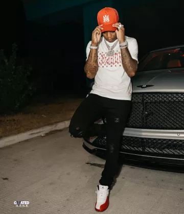 Amiri Black MX1 Jeans worn by Yungeen Ace on the Instagram account @yungeenace