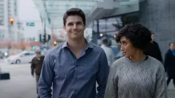 Bugatchi Ax­el Plaid Shirt worn by Nathan Brown (Robbie Amell) as seen in Upload (S03E08)