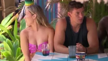 Top de bikini bandeau con volantes estampado de baño Pq Swim en Garden Pink usado por Rachel Recchia como se ve en Bachelor in Paradise (T09E08)