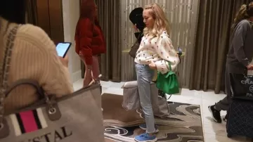 Bolso de mano Hermes Kelly Clemence de bambú con herrajes dorados 28 usado por Sutton Stracke como se ve en The Real Housewives of Beverly Hills (T13E04)