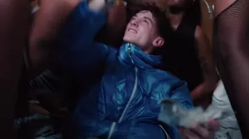 Chaqueta Moncler Light Blue 'Cretaz' usada por Lil Mabu en MR. TAKE YA B*TCH by Lil Mabu x ChriseanRock (Video Musical Oficial)