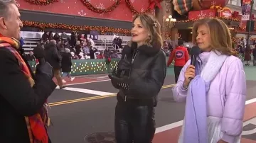 Anthropologie Recycled Two-Tone Scarf worn by Hoda Kotb as seen in Today on  November 23, 2023