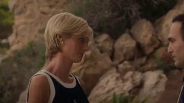 Vintage Givenchy Pearl Earrings worn by Princess Diana (Elizabeth Debicki) as seen in The Crown (S06E01)