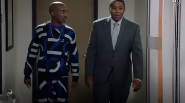 Kenzo Navy Jacquard Monogram Sport Lounge Pants usado por Gary Williams (Chris Redd) como se ve en Kenan (S01E04)