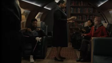 Converse Chuck Taylor All Star Classic High Top usado por Martin (Jermaine Fowler) como se ve en Un asesinato en el fin del mundo (T01E01)