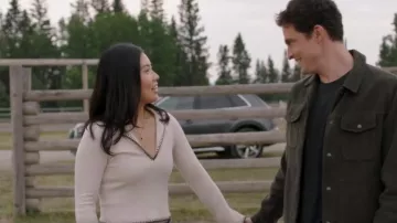 Top de Nolen de la Reforma usado por Chloe como se ve en Heartland (T17E09)