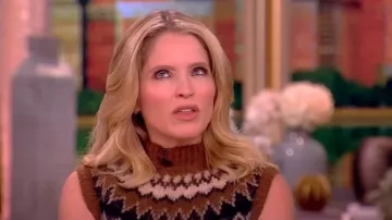Chaleco de suéter de mezcla de lana de Ralph Lauren Fairisle usado por Sara Haines visto en The View el 28 de noviembre de 2023