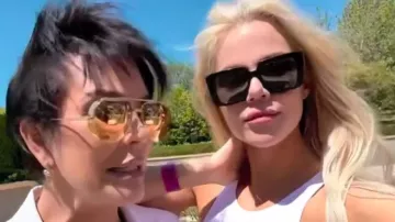 Lunettes de soleil Prada Scultoreo Tortoise portées par Khloé Kardashian dans The Kardashians (S04E10)