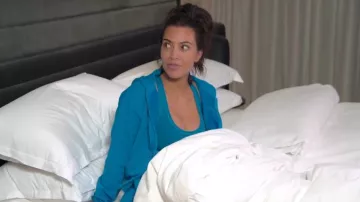 Haut de soutien-gorge Skims porté par Kim Kardashian dans The Kardashians (S04E10)