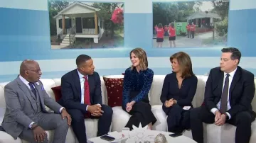 Diane von Furstenberg Soluck Velvet Shirt portée par Savannah Guthrie comme on le voit dans Aujourd’hui le 30 novembre 2023