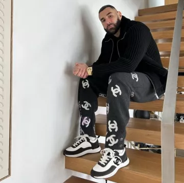 Los pantalones de Chanel que lució Karim Benzema en su Instagram account@karimbenzema